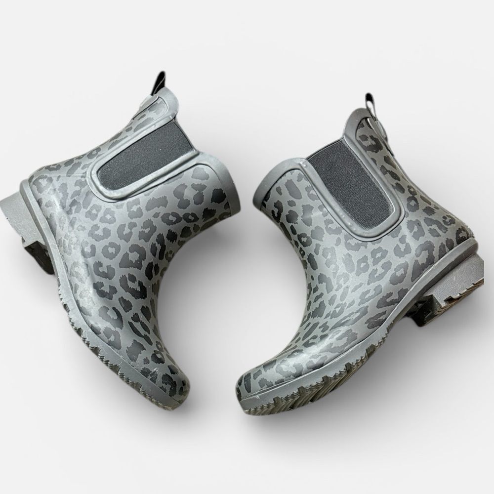 Roma Gray & Black Leopard Print Rain boots - Picture 2 of 6